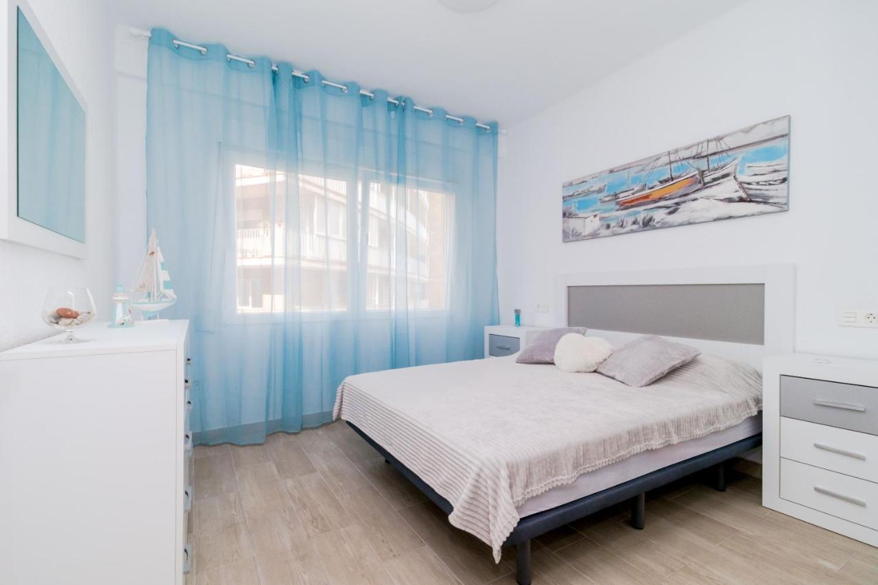 Bergantin Del Mar Appartement Torrevieja Buitenkant foto
